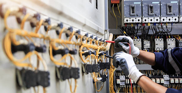 Professional Electrician technician working in Violet, LA